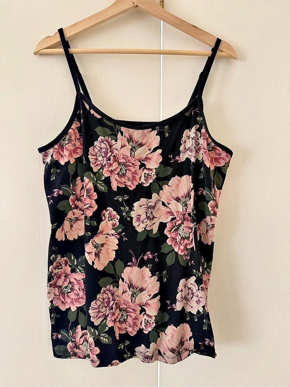 Torrid Foxy Cami Floral Camisole Black & Pink Size 3